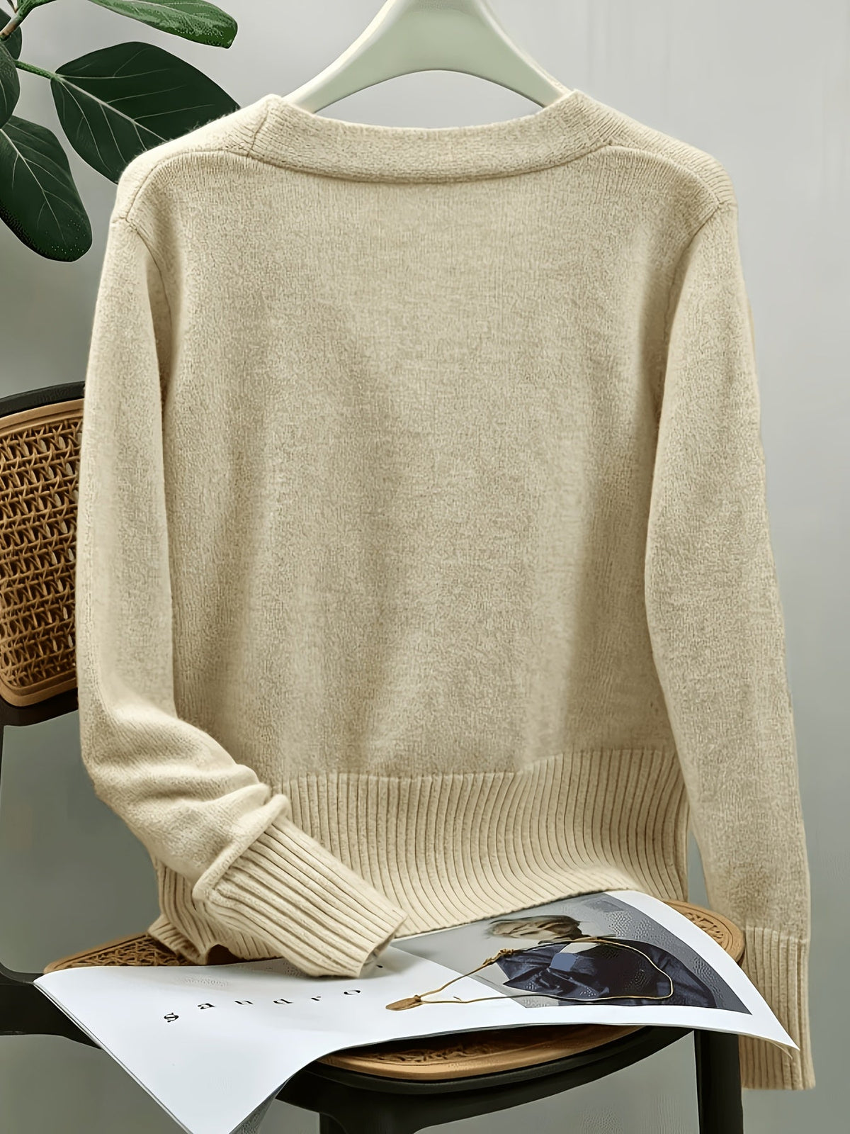 Women's V-Neck Cardigan Heart-Button – Casual Wear, Layering