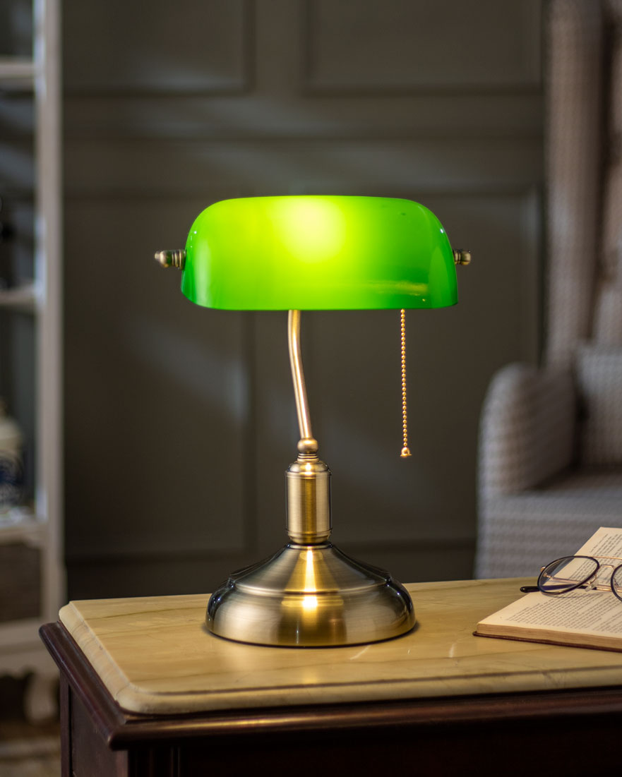 Classic Banker Lamp – Home Office, Reading