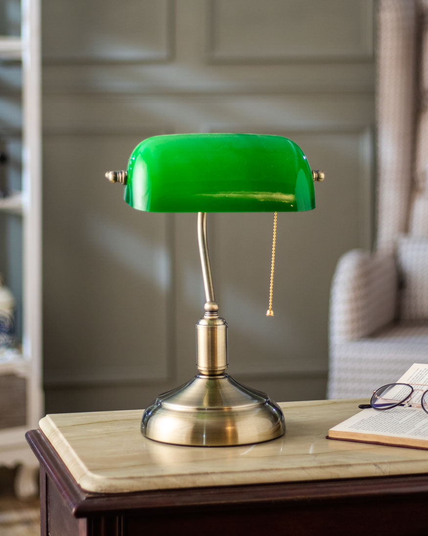 Classic Banker Lamp – Home Office, Reading