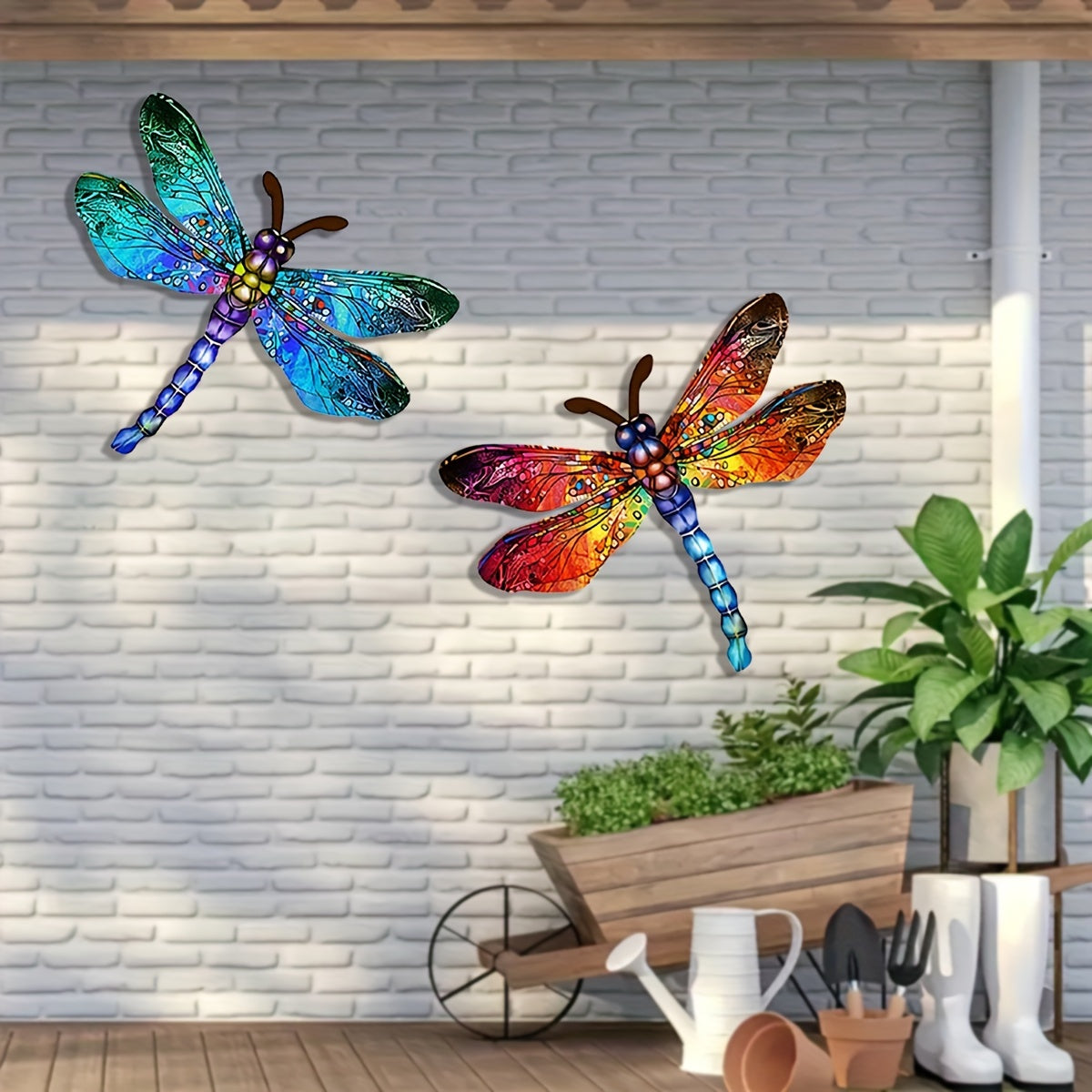 Dragonfly Wall Art – Metal, Vibrant Design – Outdoor Decoration, Gift Idea