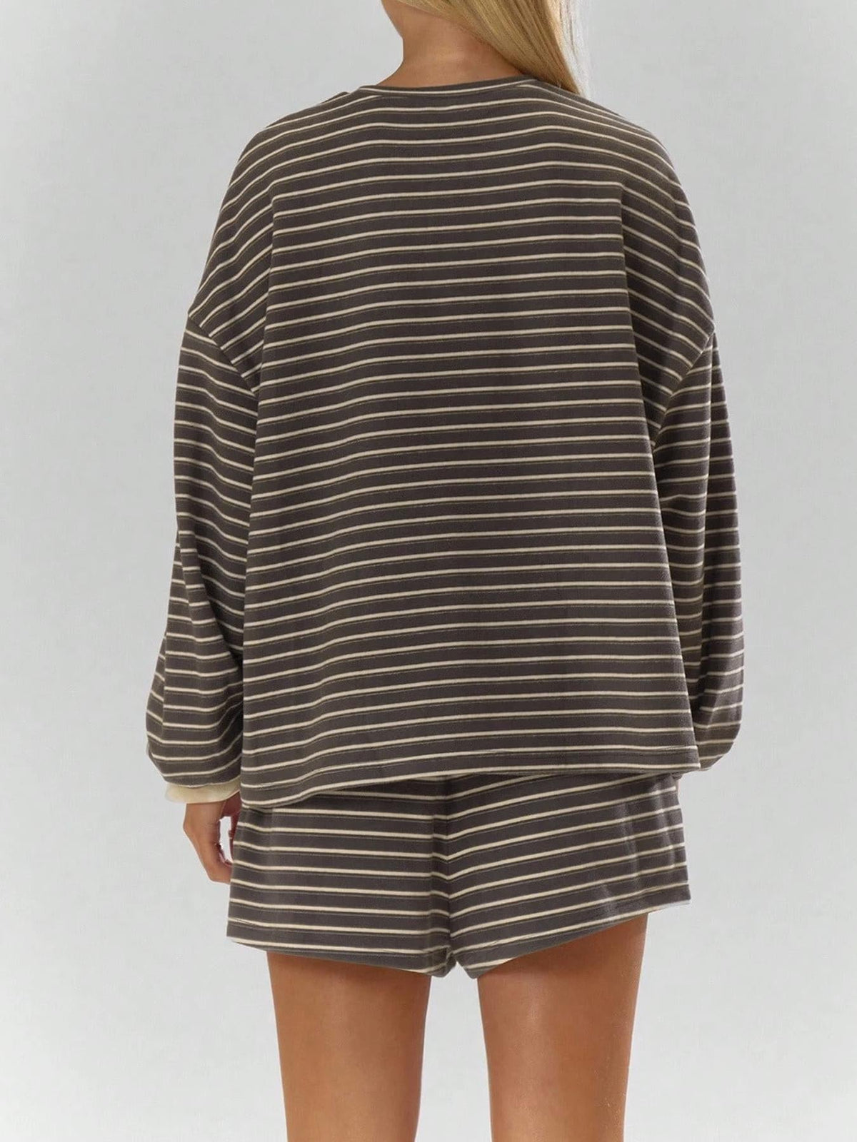 Casual Striped Two-Piece Set for Women, Round-Neck T-Shirt + Wide-Leg Shorts – Everyday Wear, Summer Outfits