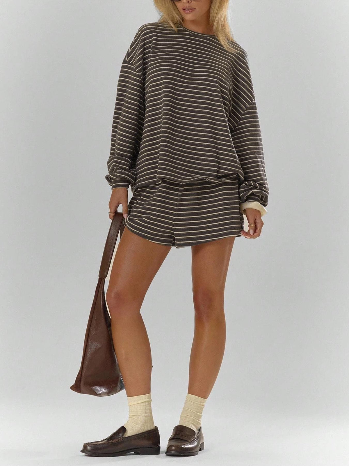 Casual Striped Two-Piece Set for Women, Round-Neck T-Shirt + Wide-Leg Shorts – Everyday Wear, Summer Outfits